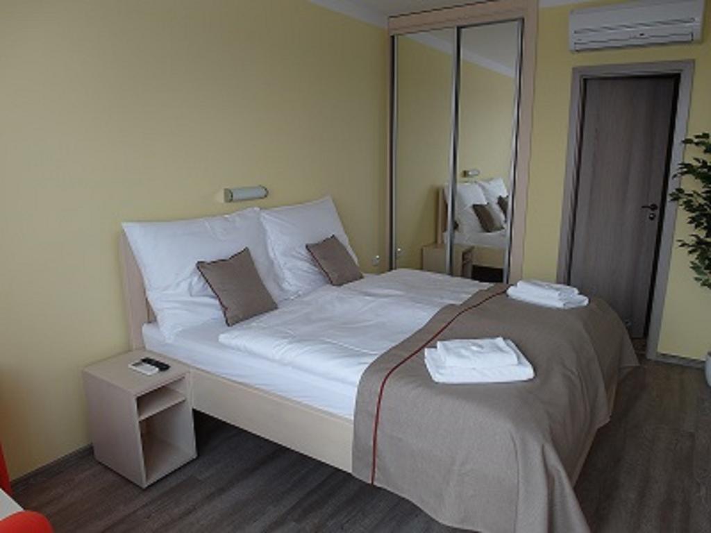 Oc Panorama Hotel Velké Meziříčí Quarto foto