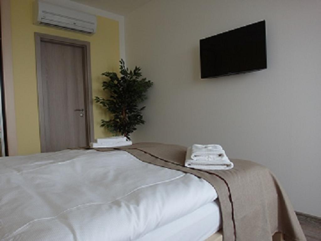 Oc Panorama Hotel Velké Meziříčí Quarto foto